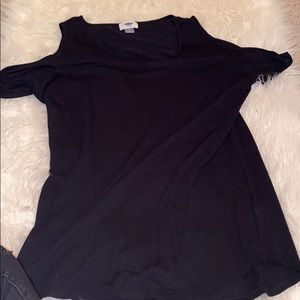 Cold shoulder black shirt